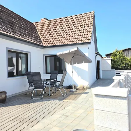 Holiday home Pearl Uckeritz